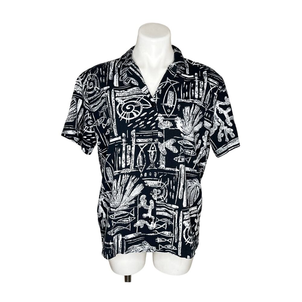 HILO HATTIE Floral Button Up Shirt Black & White Size Medium